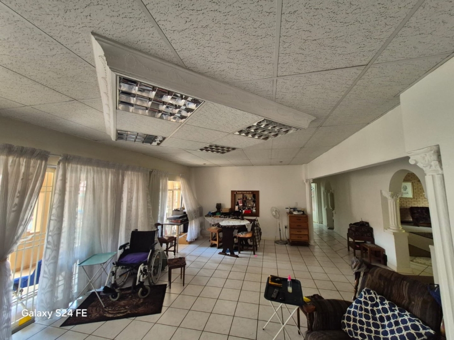 4 Bedroom Property for Sale in Protea Park North West